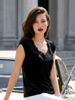 Sunny Leigh Black Velvet Sleeveless Top Ruched Ruffle Neck Evening S